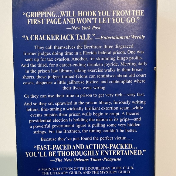 3 John Grisham Paperback Novels Books The Chamber The Rainmaker The Brethren - Picture 14 of 16